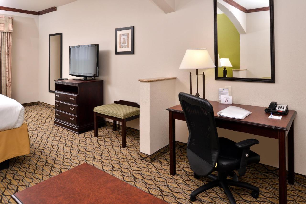 Holiday Inn Express Hotel & Suites Sherman Highway 75 By Ihg Eksteriør billede